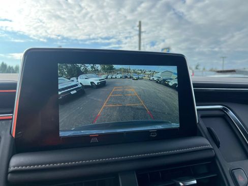 Used 2024 GMC Yukon SLT RWD image 26