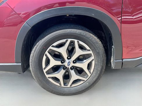Used 2020 Subaru Forester Premium w/ Popular Package #1 AWD/4WD image 29