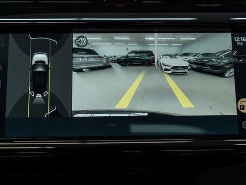 Used 2023 Land Rover Discovery Sport S R-Dynamic image 24