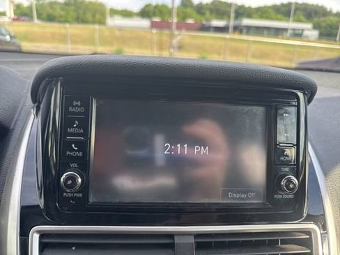 Used 2020 Mitsubishi Eclipse Cross ES AWD/4WD image 16