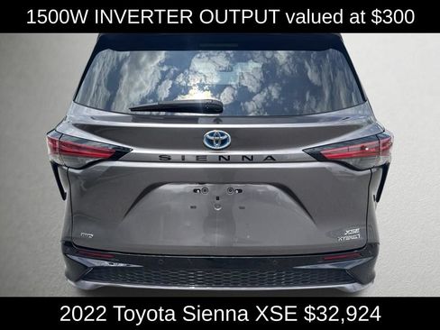 Used 2022 Toyota Sienna XSE w/ XSE Plus Package AWD/4WD image 4