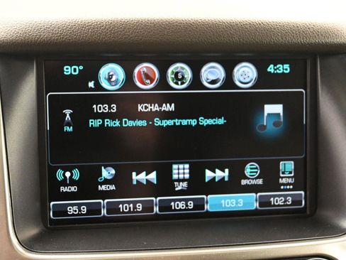 Used 2017 Chevrolet Suburban Premier image 31