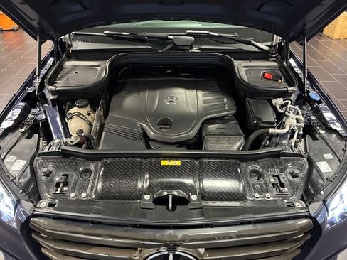Used 2024 Mercedes-Benz GLS 450 4MATIC image 23