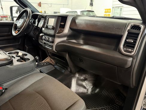 Used 2024 RAM 5500 Tradesman AWD/4WD image 9