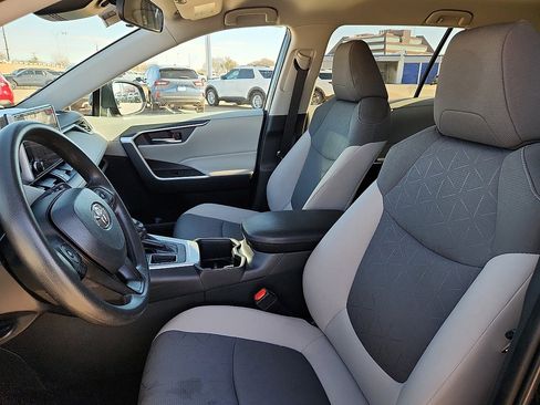 Used 2024 Toyota RAV4 XLE image 7