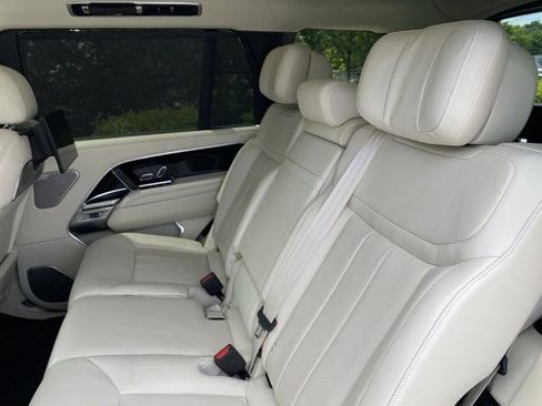 Used 2025 Land Rover Range Rover Long Wheelbase Autobiography AWD/4WD image 22