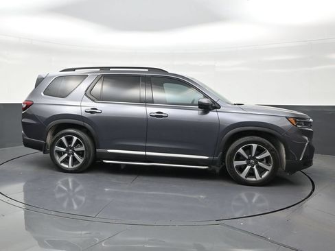 Used 2024 Honda Pilot Elite image 6