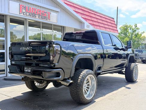 Used 2021 GMC Sierra 2500 Denali w/ Denali Ultimate Package AWD/4WD image 3