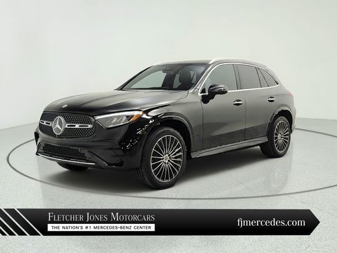 Used 2023 Mercedes-Benz GLC 300 image 1