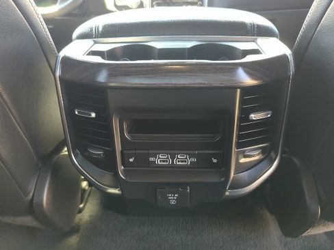 Used 2025 RAM 1500 Laramie AWD/4WD image 24
