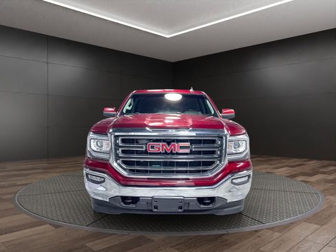 Used 2017 GMC Sierra 1500 SLE w/ SLE Value Package image 3