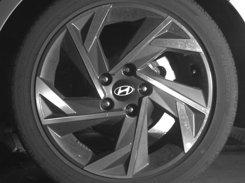 Used 2025 Hyundai Elantra Limited FWD image 14