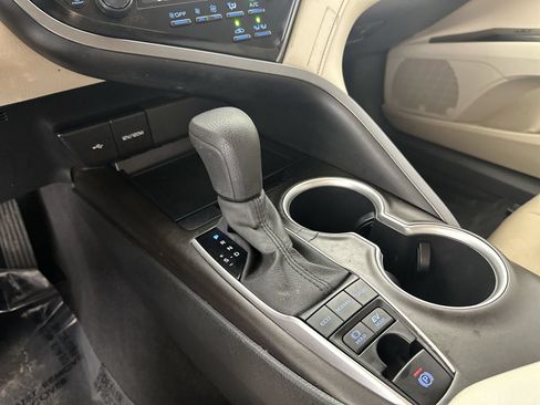 Used 2021 Toyota Camry LE FWD image 20