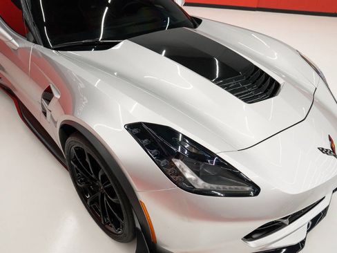 Used 2017 Chevrolet Corvette Grand Sport w/ Z07 Performance Package RWD image 8