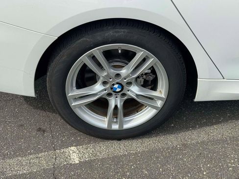 Used 2016 BMW 335i Gran Turismo xDrive image 10