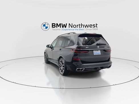 Used 2024 BMW X7 M60i AWD/4WD image 13
