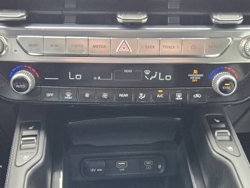 Certified 2023 Kia Telluride SX Prestige X-Pro AWD/4WD image 18