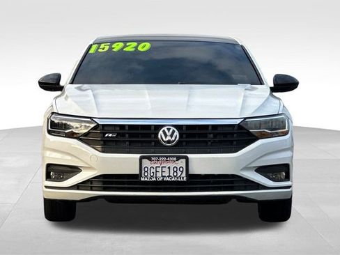 Used 2019 Volkswagen Jetta R-Line image 9