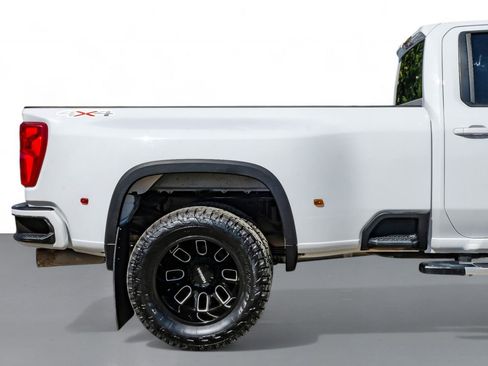 Used 2024 Chevrolet Silverado 3500 LT w/ Convenience Package image 7