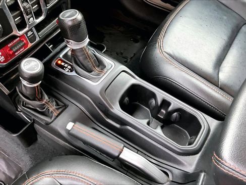 Used 2022 Jeep Gladiator Mojave w/ LED Lighting Group image 15