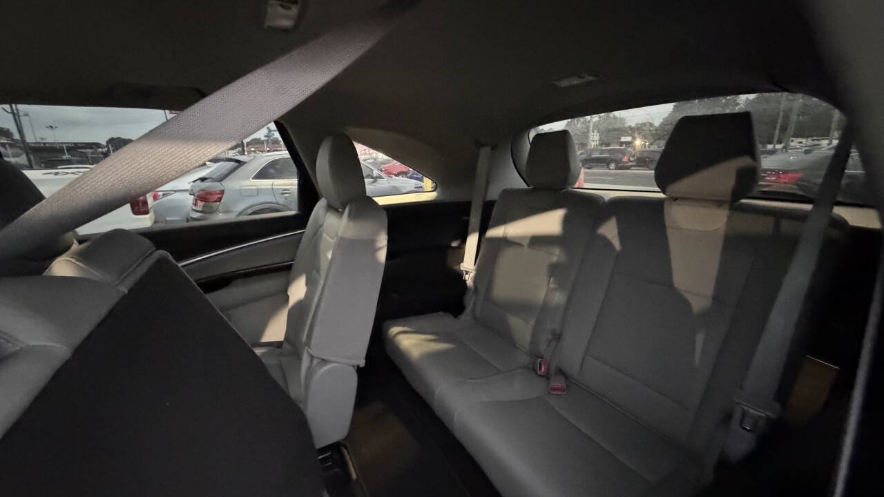 Used 2017 Acura MDX FWD image 17