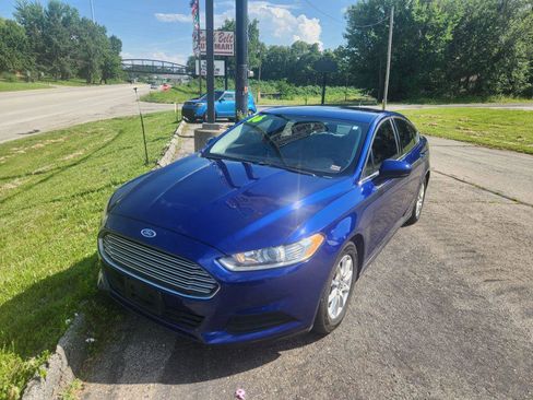 Used 2016 Ford Fusion S image 1