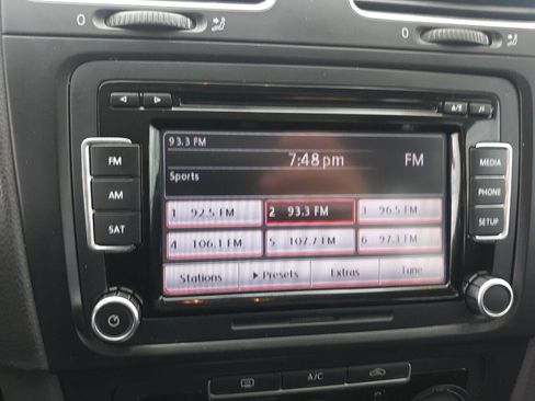 Used 2013 Volkswagen Jetta TDI image 21