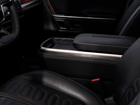 Used 2023 Rivian R1T Adventure image 30