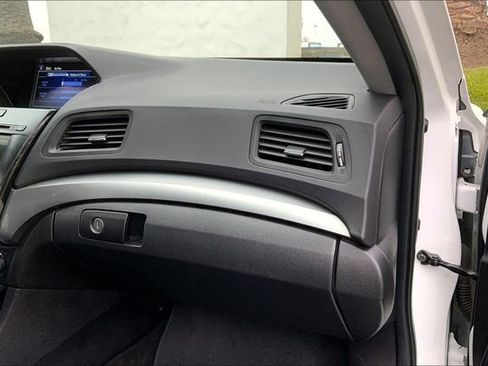Used 2016 Acura ILX image 16