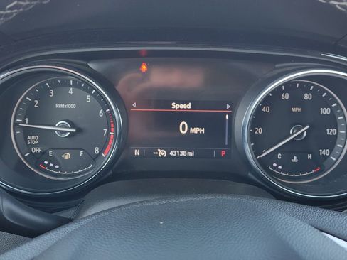 Used 2023 Buick Encore GX Select w/ Sport Touring Package image 17