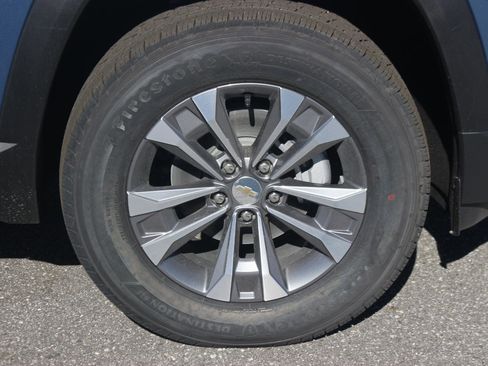 New 2026 Chevrolet Equinox LT image 9