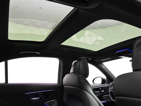 Used 2025 Mercedes-Benz C 300 4MATIC Sedan image 17