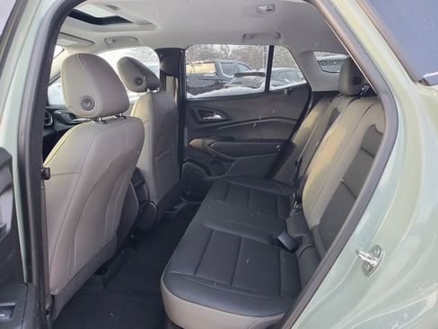 Certified 2024 Chevrolet Trax ACTIV w/ Sunroof Package image 11
