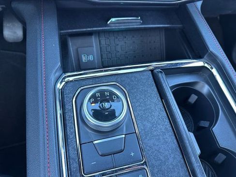 Used 2022 Ford Expedition Max Limited image 25