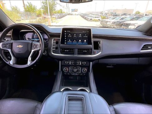 Used 2024 Chevrolet Tahoe LT RWD image 15