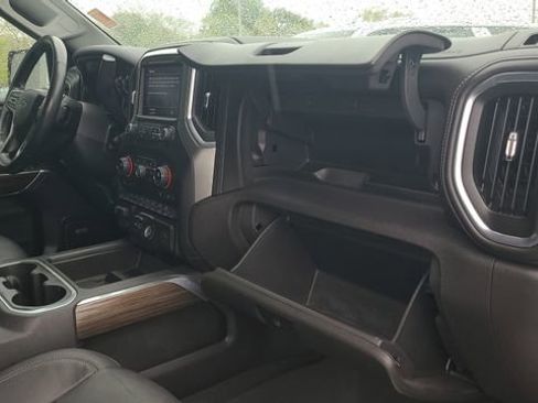 Certified 2021 Chevrolet Silverado 1500 LT Trail Boss w/ Convenience Package II AWD/4WD image 26