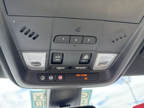 Used 2018 Cadillac XT5 Luxury w/ Driver Awareness Package image 24