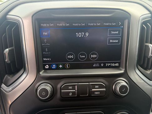 Used 2019 Chevrolet Silverado 1500 LT AWD/4WD image 20