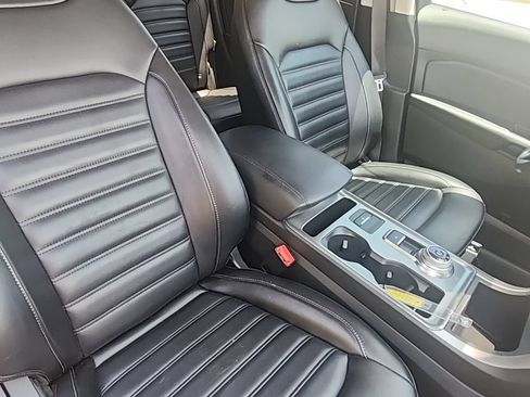 Used 2022 Ford Edge SEL AWD/4WD image 33