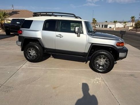 Used 2008 Toyota FJ Cruiser 4WD w/ Upgrade Pkg 2 image 5
