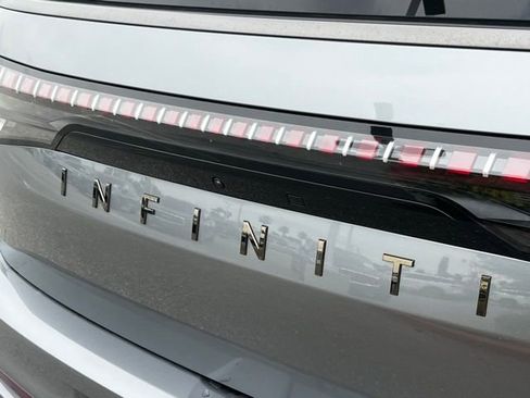 New 2026 INFINITI QX80 Autograph image 36