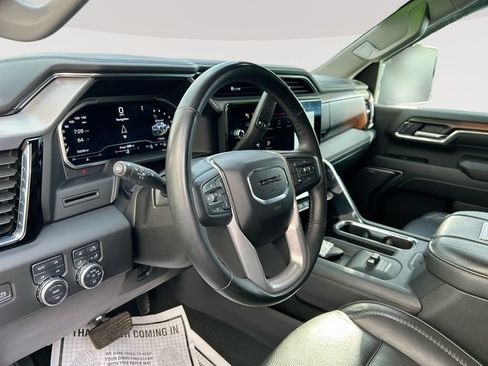 Used 2024 GMC Sierra 2500 Denali AWD/4WD image 13
