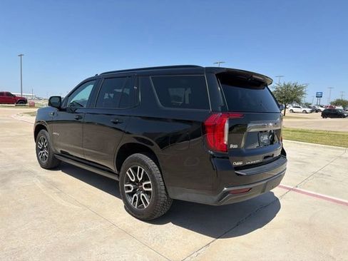 Used 2023 GMC Yukon AT4 w/ AT4 Premium Package AWD/4WD image 9