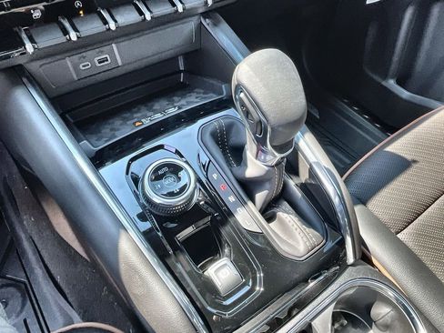 New 2026 GMC Canyon AT4 w/ Technology Plus Package image 17