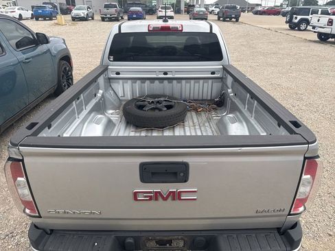 Used 2017 GMC Canyon W/T w/ Convenience Package RWD image 7