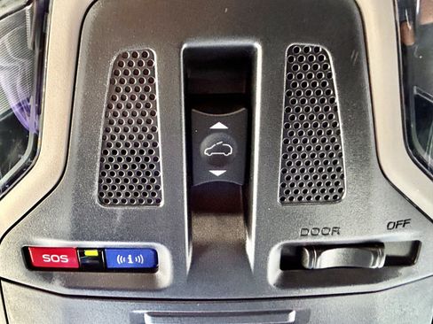 Used 2024 Subaru Outback Limited image 36