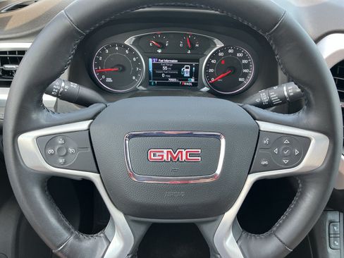 Used 2018 GMC Acadia SLT AWD/4WD image 15