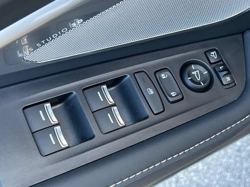 Certified 2023 Acura RDX AWD w/ Advance Package image 12