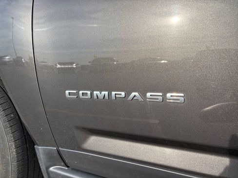 Used 2016 Jeep Compass High Altitude FWD image 43