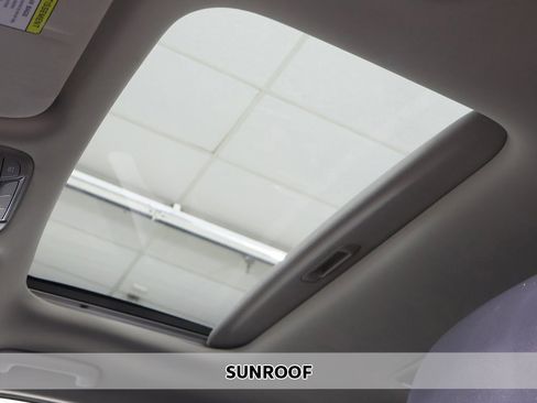 Used 2021 Kia Telluride EX w/ EX Premium Package image 4